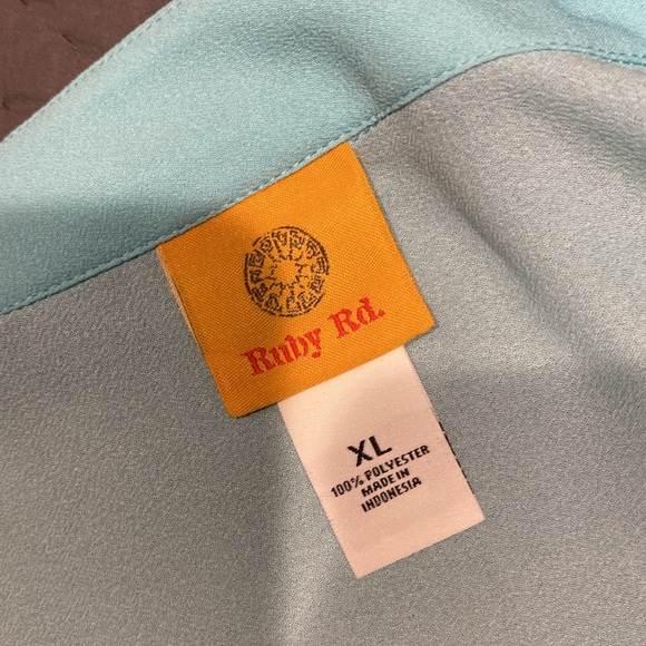 Ruby Rd paradise palms top - Picture 3 of 5